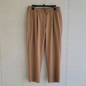 Old Navy Women's Tan Straight Ankle Trouser